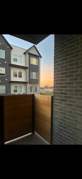 Building Photo - 3115 S 200 W