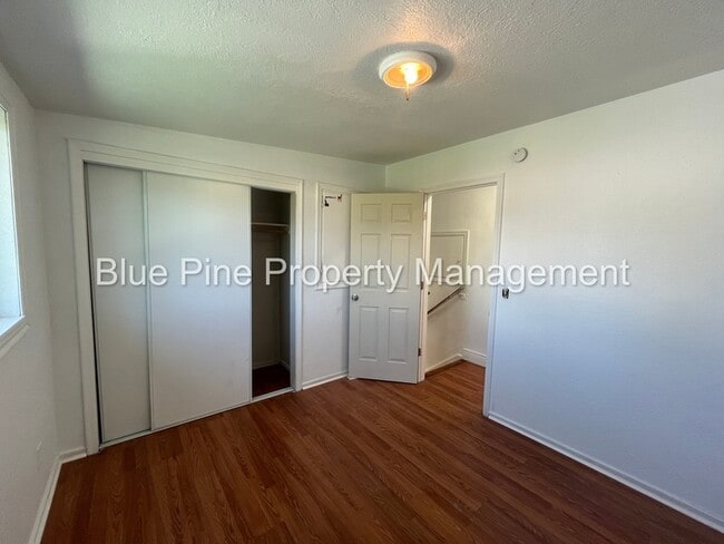 Building Photo - 2206 Wahlquist Dr
