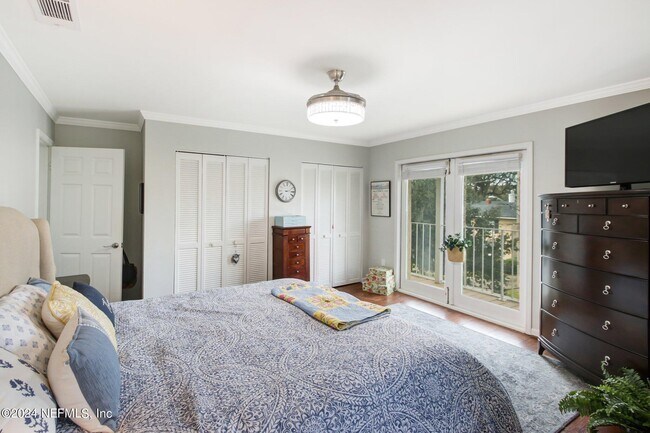 Building Photo - 2912 St Johns Ave