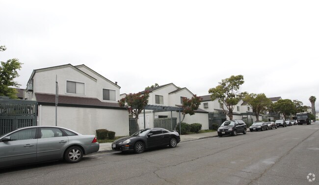 Building Photo - Eldridge Gonaway Commons