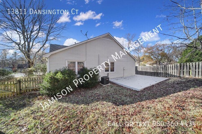 Building Photo - 13811 Dansington Ct
