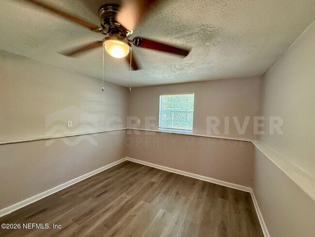 Building Photo - 3078 W 15th St