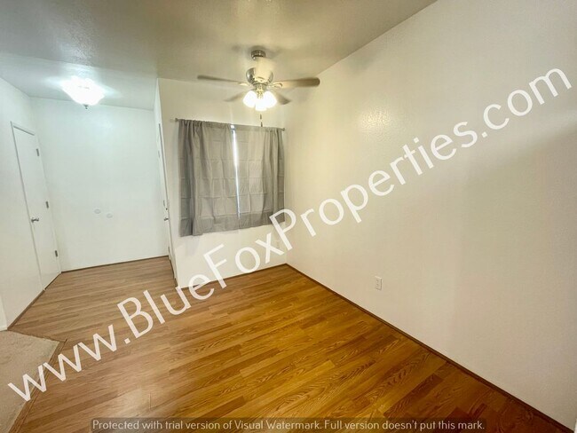 Building Photo - 3690 N Country Club Rd