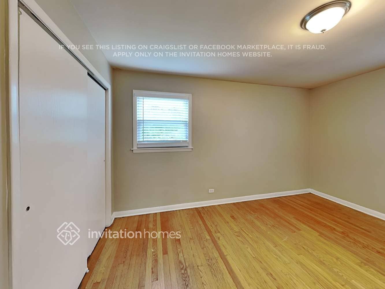Building Photo - 10111 S 53rd Ave