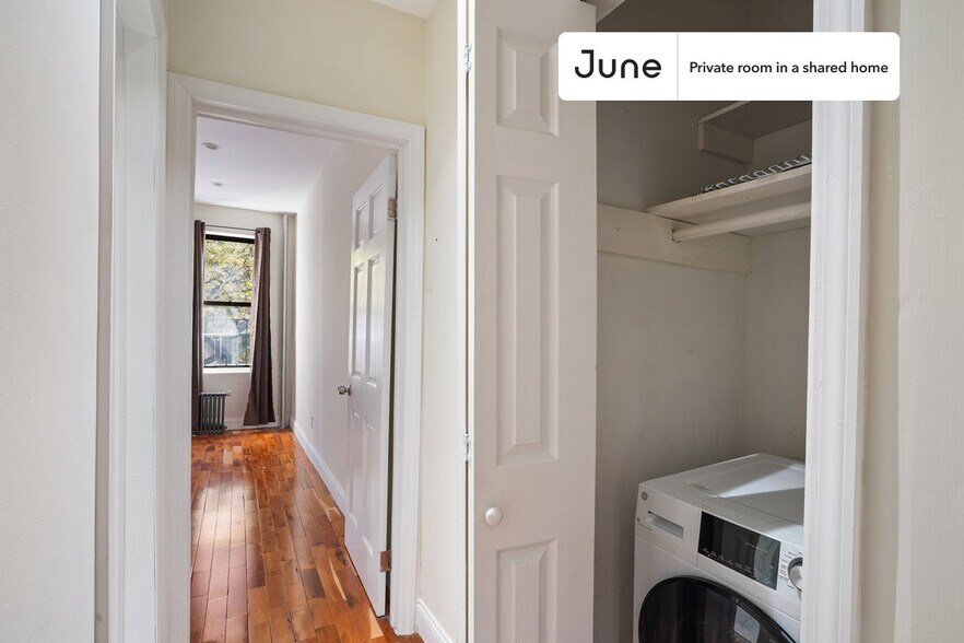Building Photo - Room in Shared 2 bed/1 bath home in East Harlem