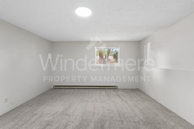 Building Photo - 2121 S Herald Rd