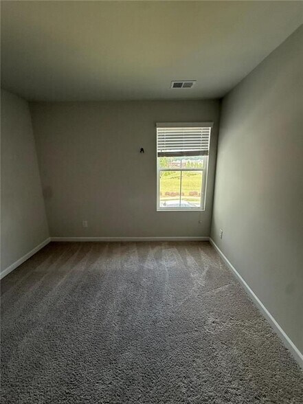 Building Photo - 5223 Canberra Dr