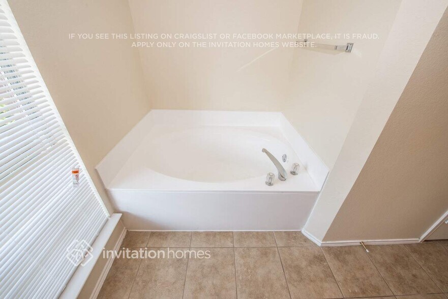 Building Photo - 7518 Armstrong Ln