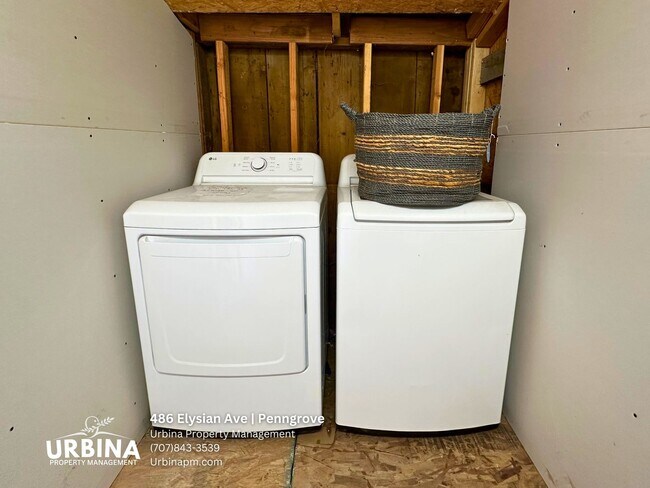 Building Photo - 486 Elysian Ave