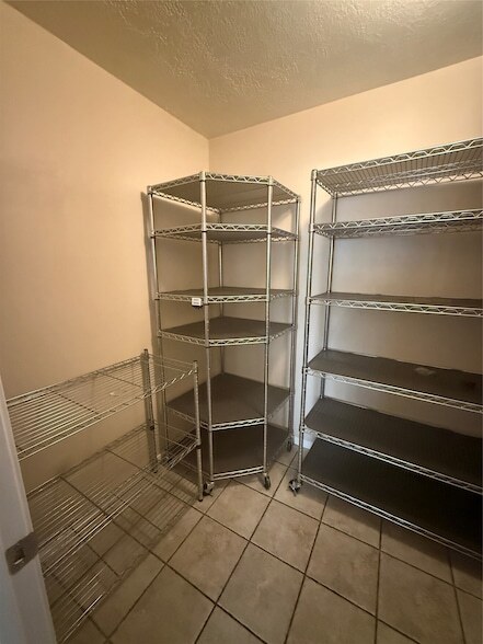 Building Photo - 19918 Rising Star Dr