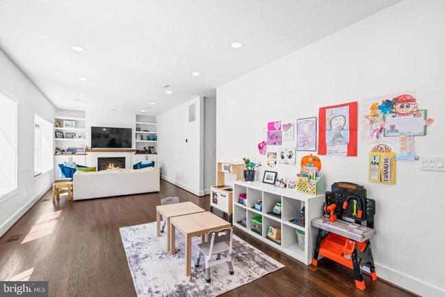 Building Photo - 6202 Massachusetts Ave