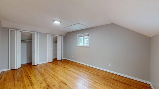 Building Photo - Maple Heights Area - 3 Bedroom Single Family Home