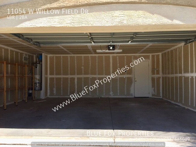 Building Photo - 11054 W Willow Field Dr