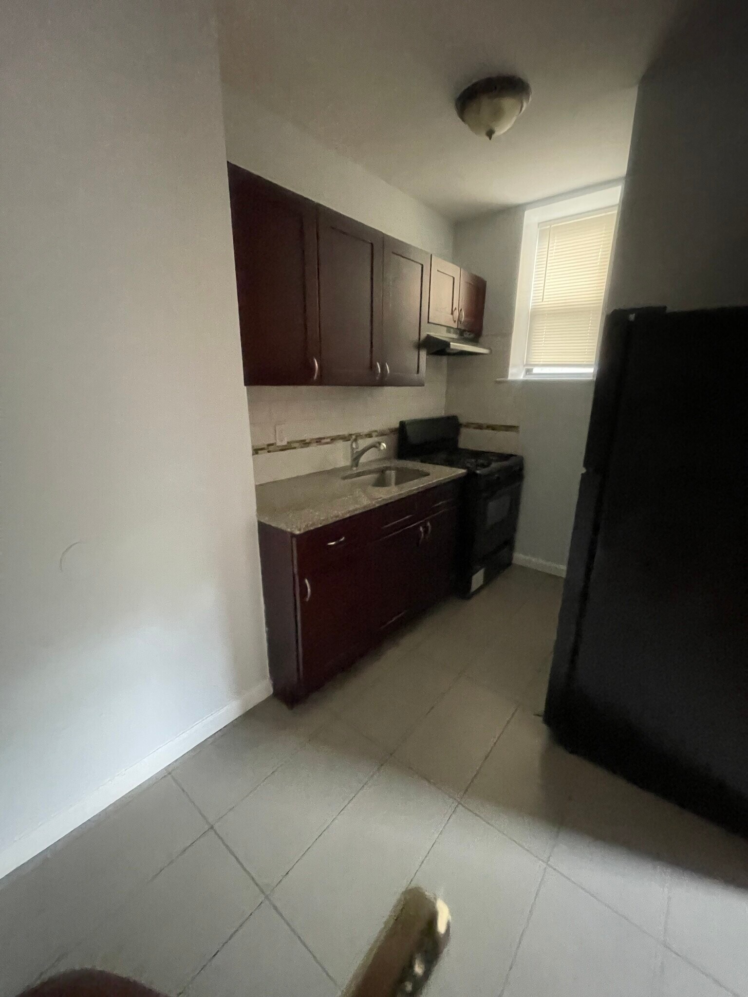 Building Photo - 65 Prospect St