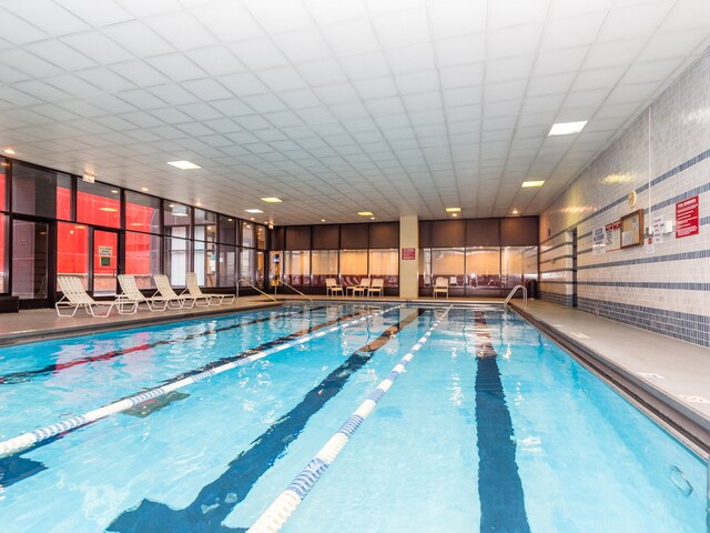 Building Photo - 211 E Ohio St