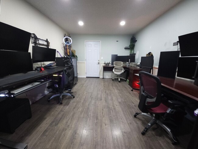 Building Photo - 13562 Vellanto Way