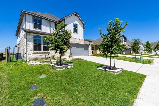 Building Photo - 533 Pickrell Lp