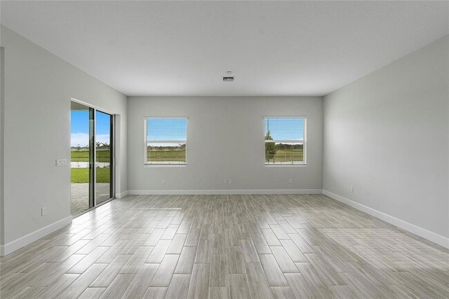 Building Photo - 5217 Liberty Ln