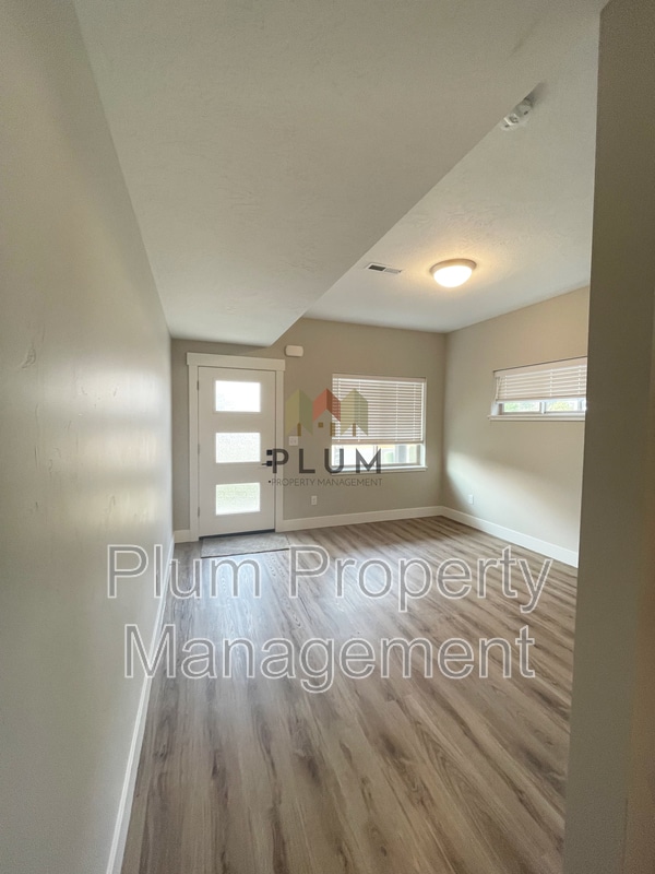 Building Photo - 2708 B Koly Ct