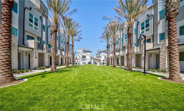 Building Photo - 1403 W Bushell St