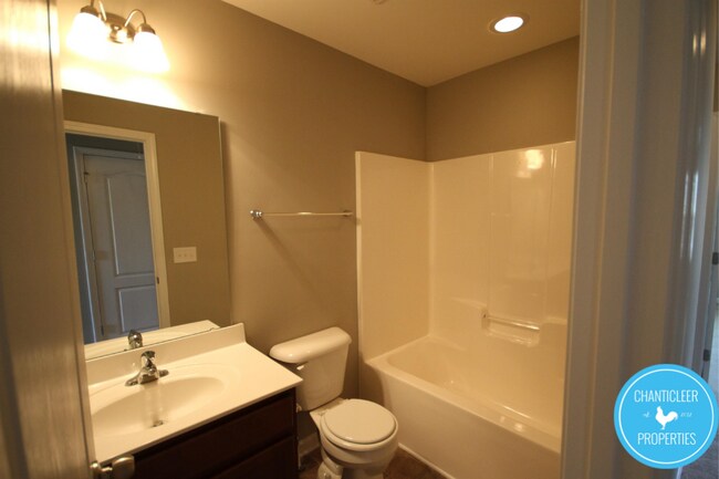 Building Photo - 2233 Sunny Cove Dr