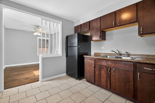 Building Photo - 27 164th Pl