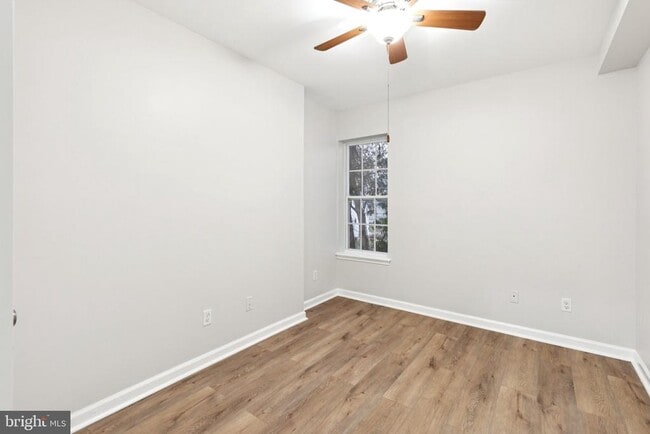 Building Photo - 1931 N Uber St