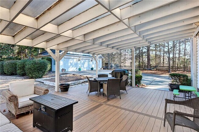 Building Photo - 58 Legend Dr