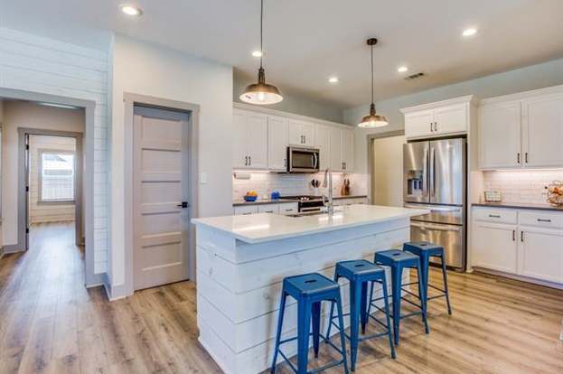 Building Photo - 405 Carneros Dr