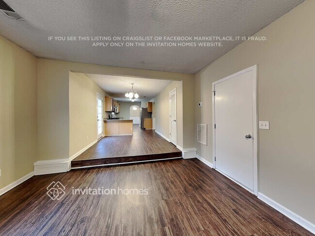 Building Photo - 372 Othello Dr