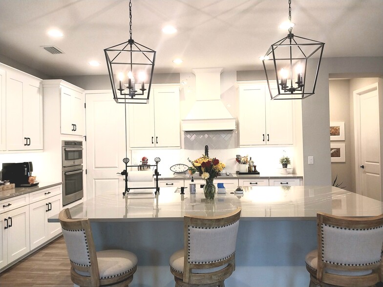 Building Photo - 5531 Native Henna Ct