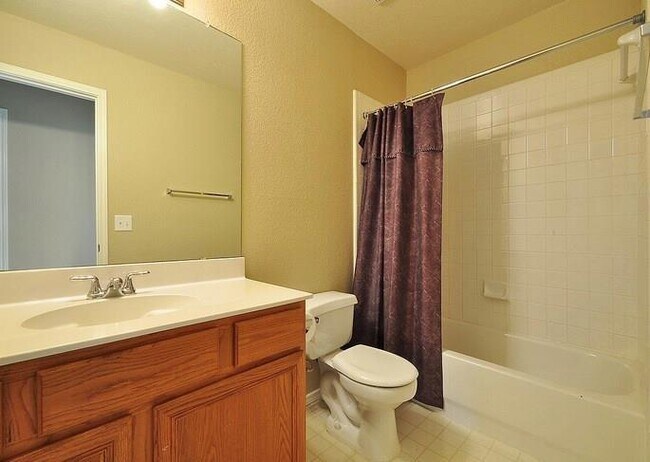 Building Photo - 6150 Jumano Ln