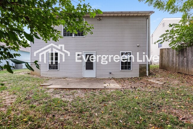 Building Photo - 2013 Monarch Dr