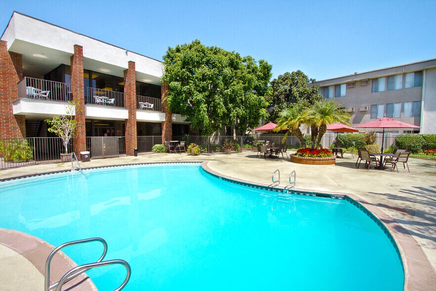 Park Regency Club 10000 Imperial Hwy Downey CA 90242 Apartment Finder