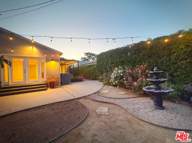 Building Photo - 5460 Burnet Ave