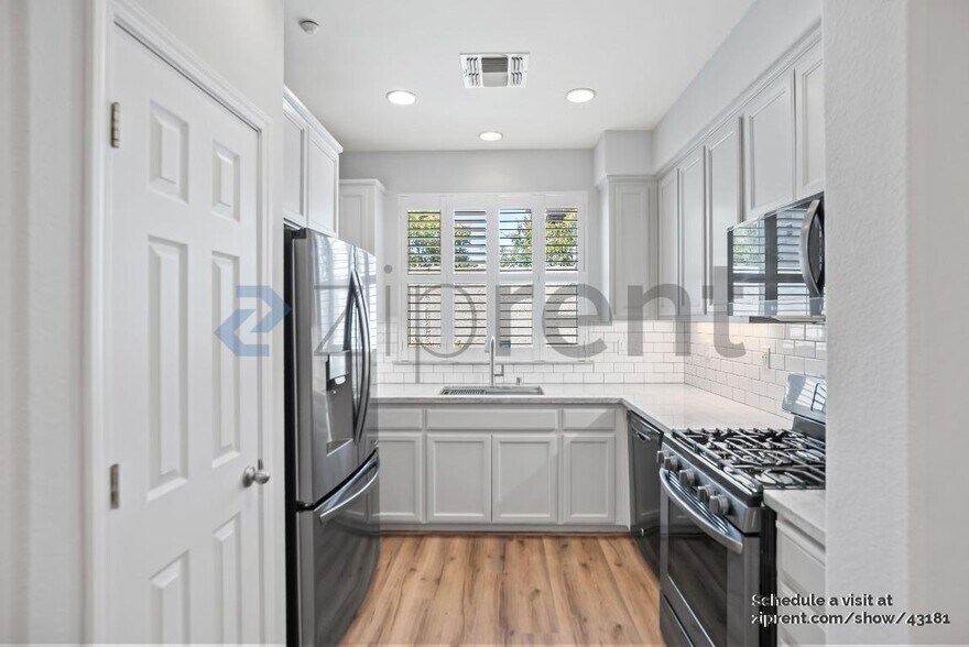 Building Photo - 6613 Forget Me Not