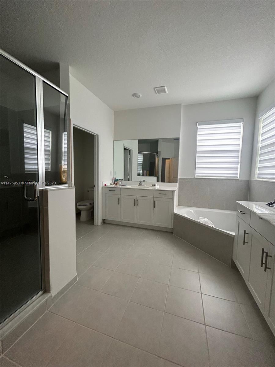 Building Photo - 13351 SW 284th St