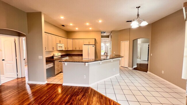 Building Photo - Spacious 4BR Home in Winter Springs | 2,874 Sq Ft | Pet-Friendly | Near Park & Playground