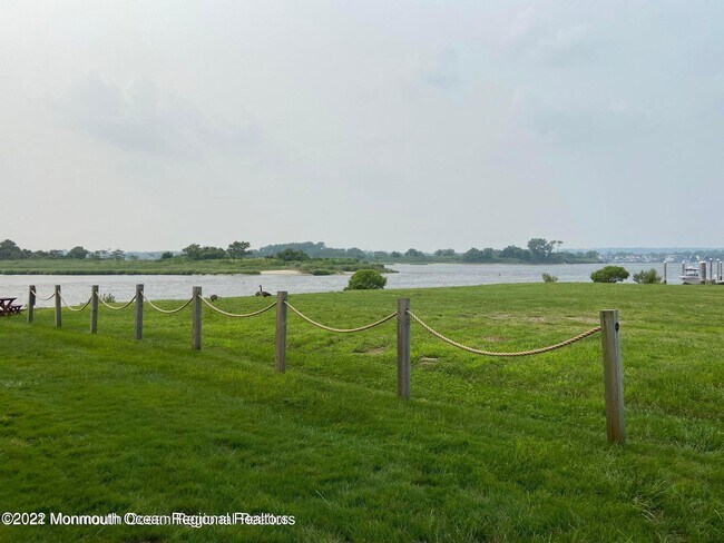 Building Photo - 1382 Ocean Ave