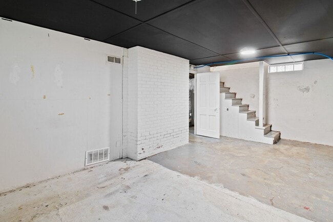 Building Photo - Charming 3-Bedroom Home in Newark, Ohio