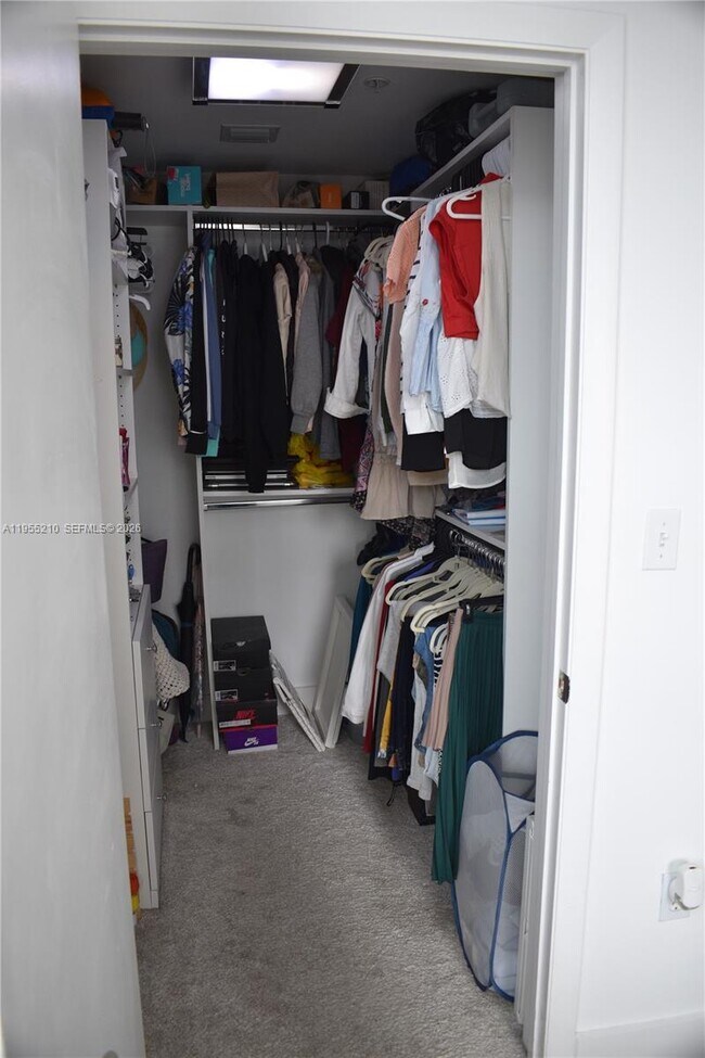 Building Photo - 253 NE 2nd St