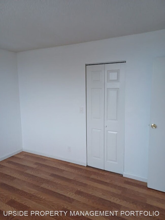 Primary Photo - 2820 Somerset Dr