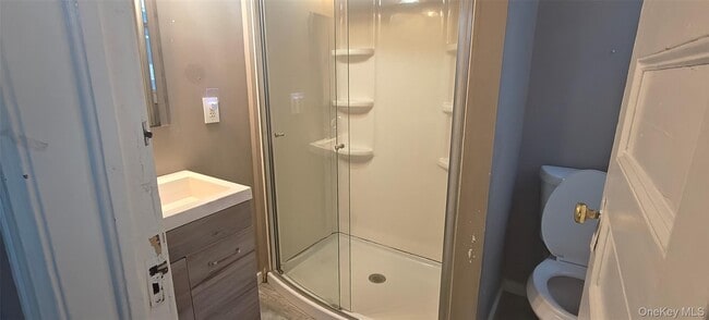 Building Photo - 27 Franklin St