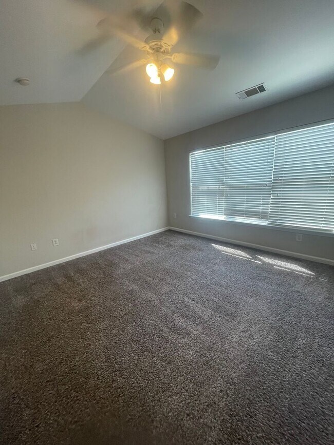 Building Photo - 06-205 Fisher