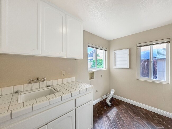 Building Photo - Elegant Poway Home with High Ceilings, Poo...