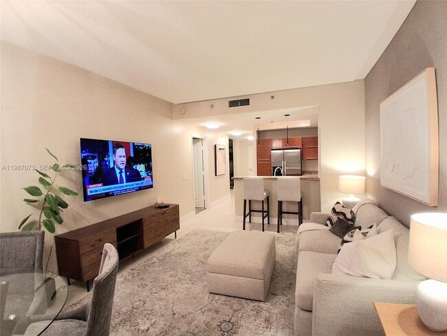 Building Photo - 2641 N Flamingo Rd