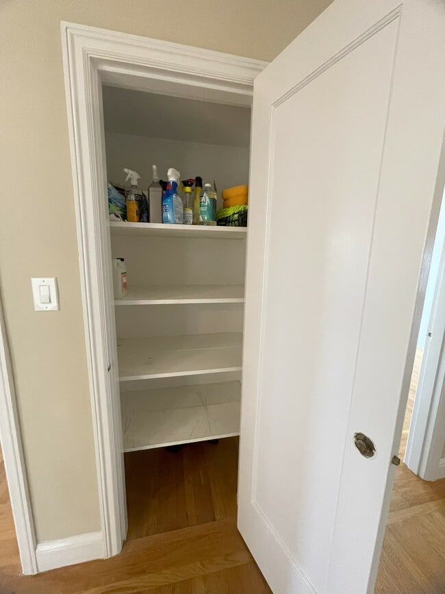 Building Photo - 2717 34th Ave