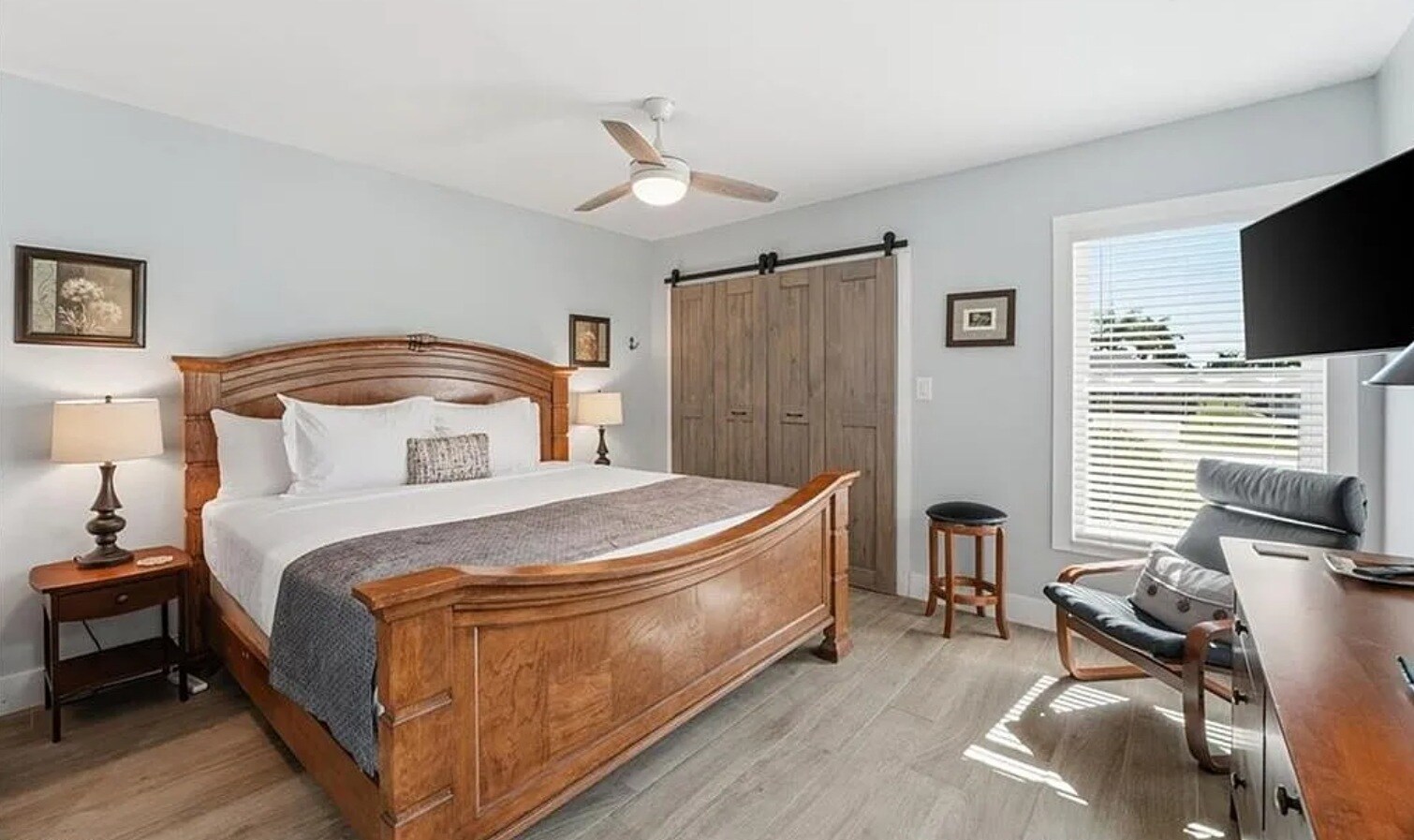 Building Photo - 4836 Esplanade St