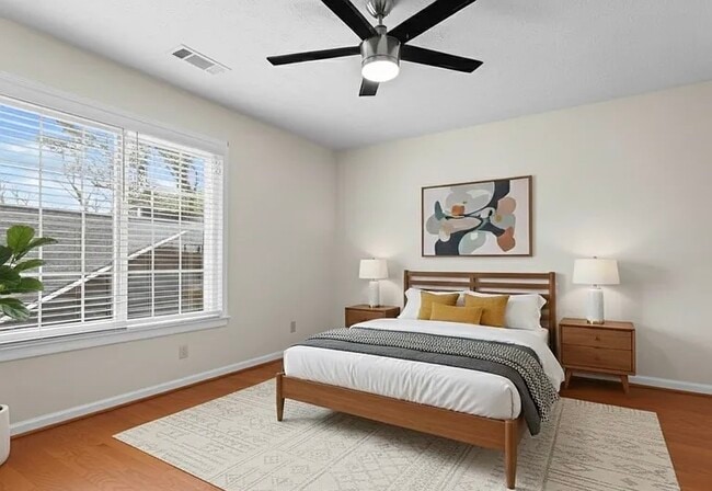 Building Photo - 4235 Marjorie Rd SW