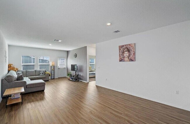 Building Photo - 14113 Lyndora Ln